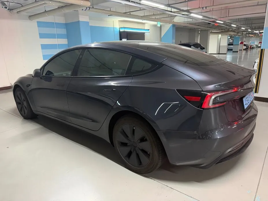 Tesla Model 3 2025 из KR, фото 4