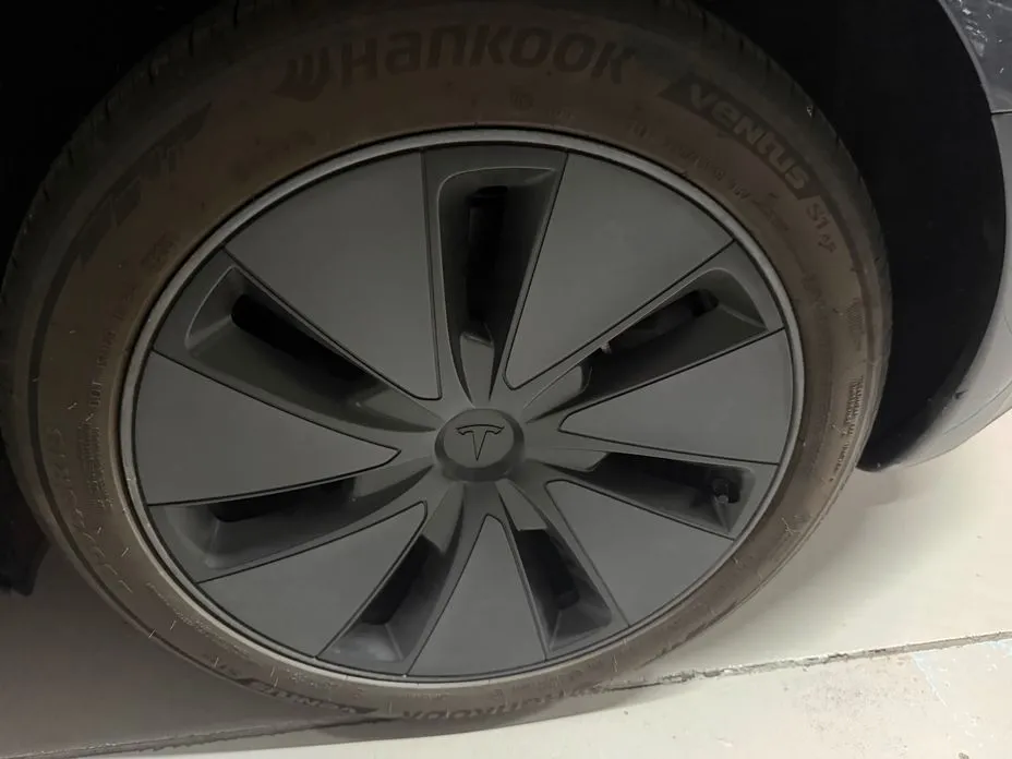 Tesla Model 3 2025 из KR, фото 3