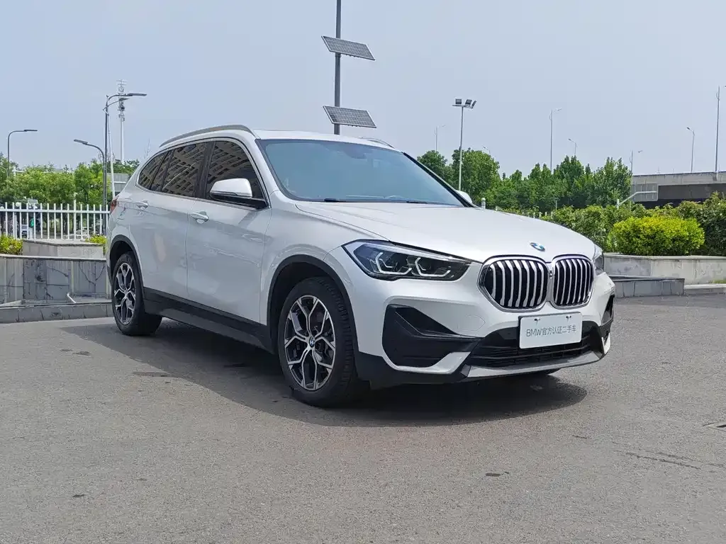BMW X1 — фото 10