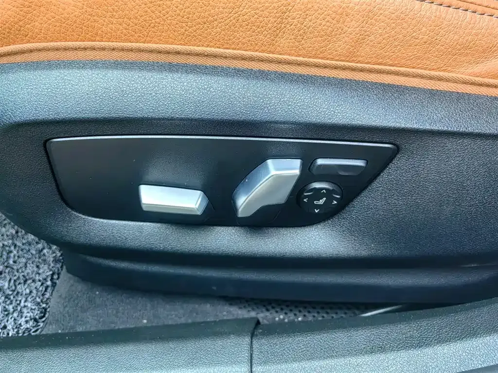 BMW 6 Series GT — фото 10