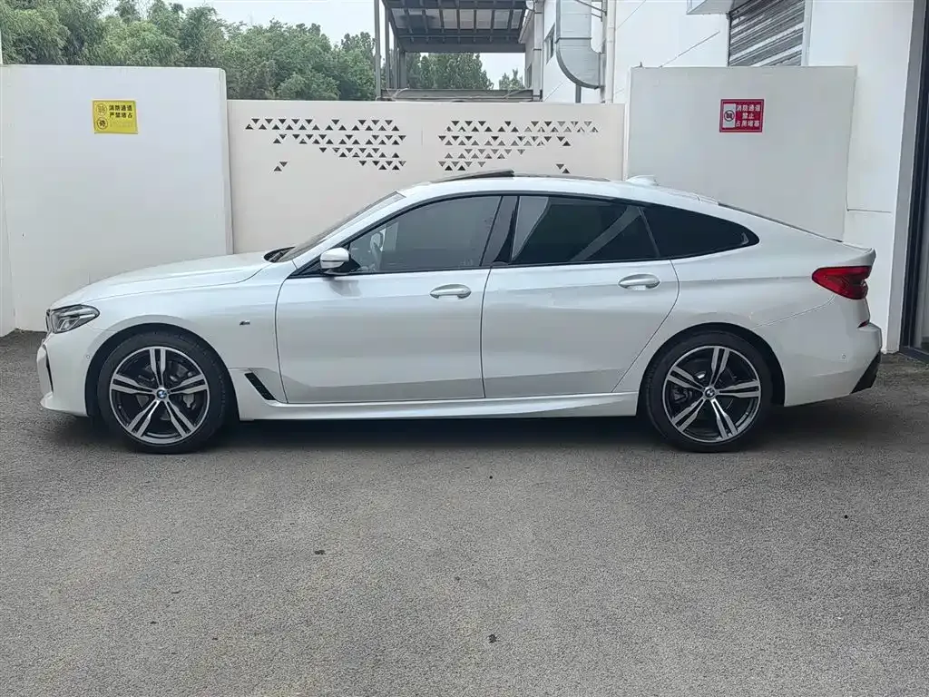 BMW 6 Series GT — фото 9