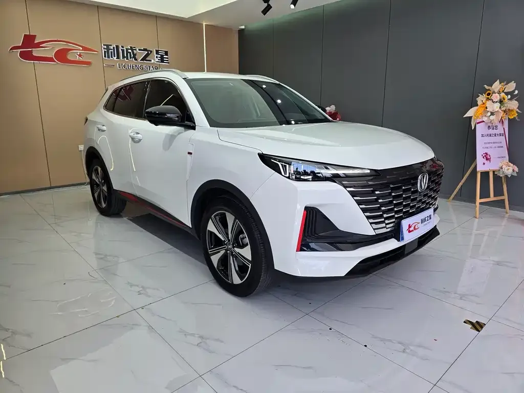 Changan CS55PLUS — фото 2