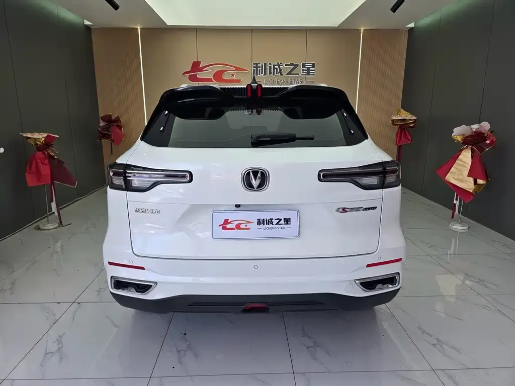 Changan CS55PLUS — фото 6