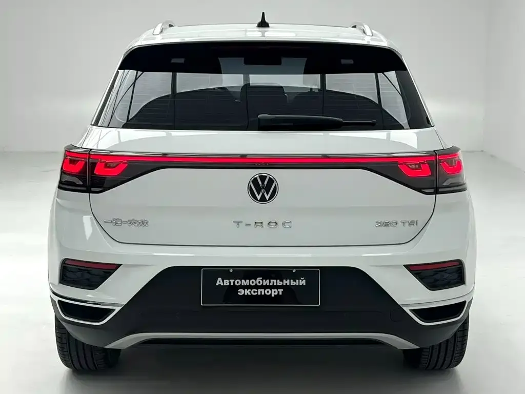 Volkswagen T-Roc — фото 7