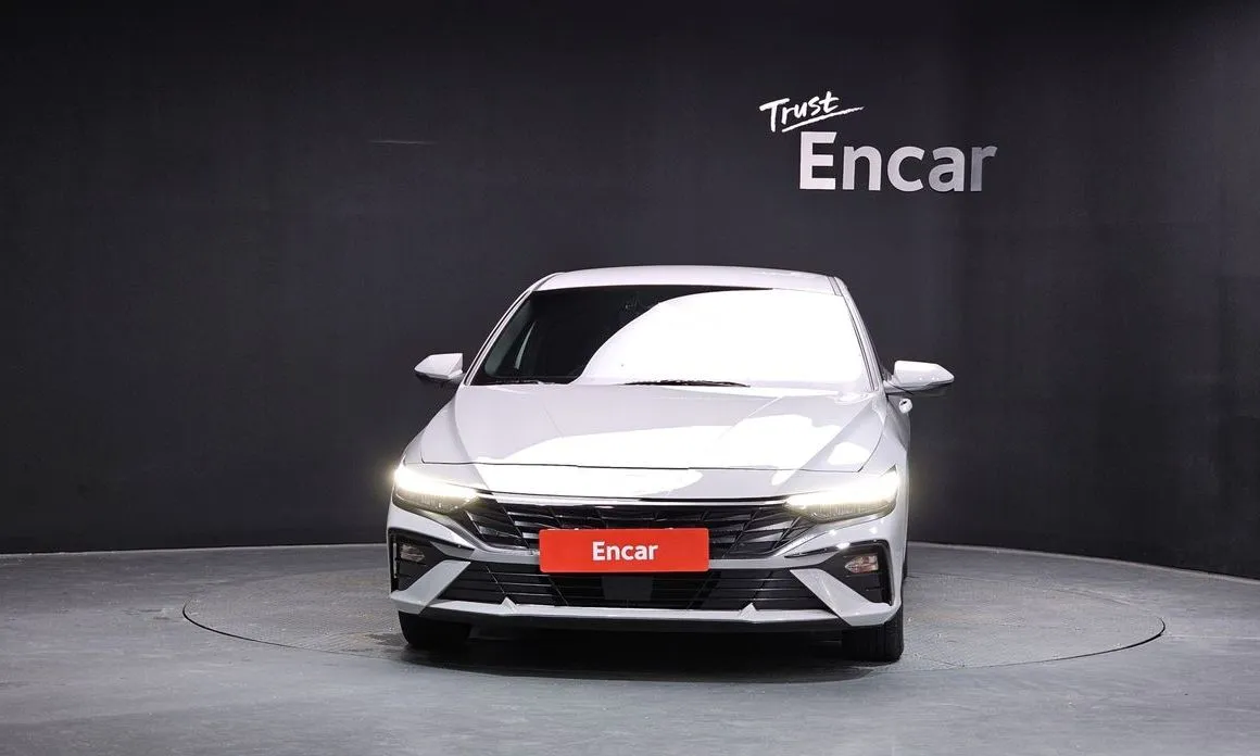 Hyundai AVANTE — фото 2