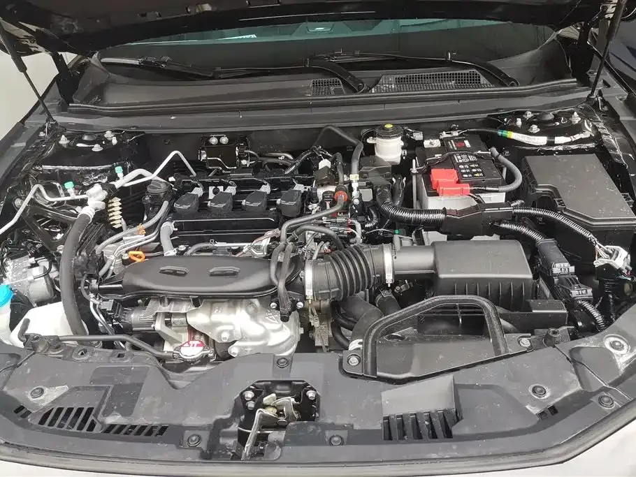 Honda Accord — фото 10