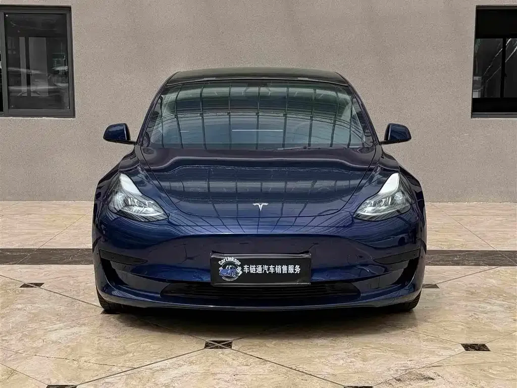 Tesla Model 3 — фото 6