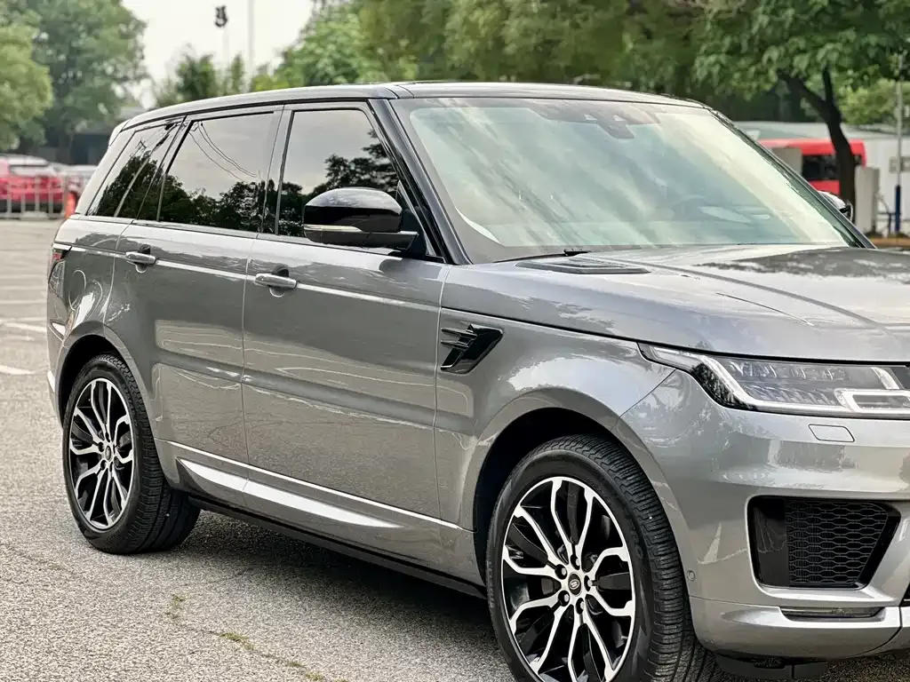 Land Rover Sport — фото 2