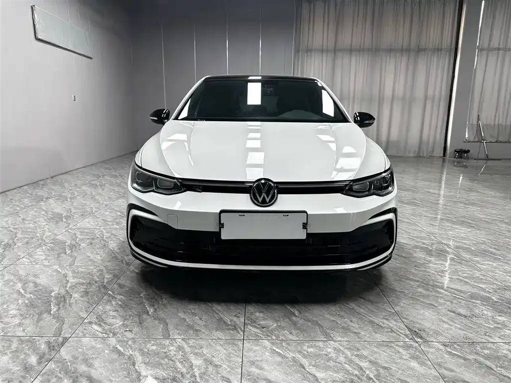 Volkswagen Golf — фото 5