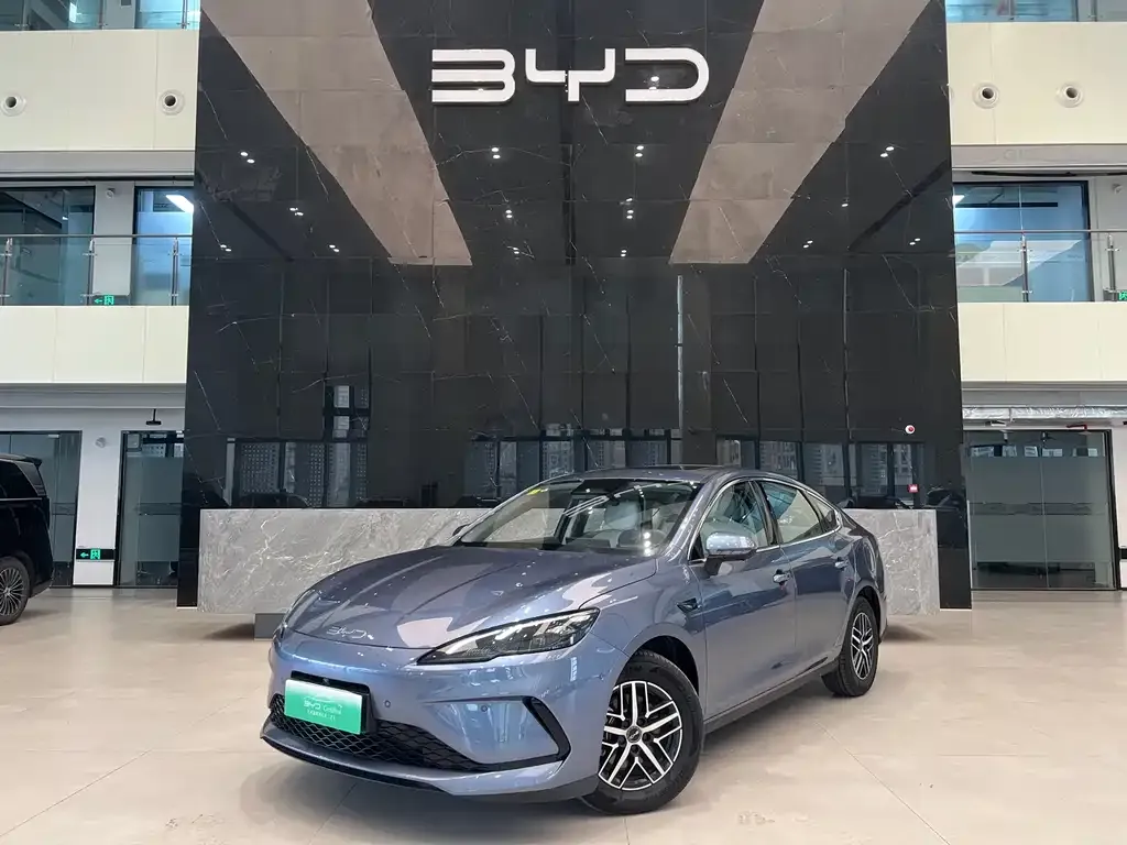 BYD Seal 05 DM-i — фото 1