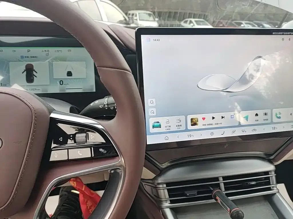 BYD Seal — фото 4
