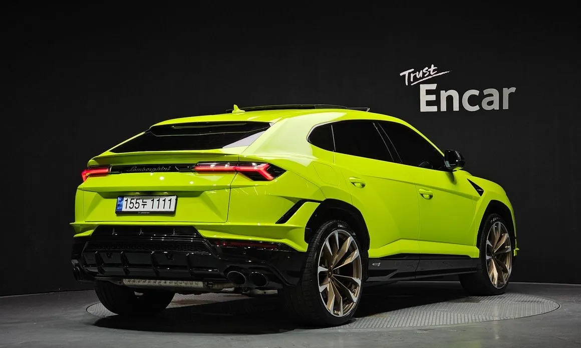 Lamborghini Urus 2023 из KR, фото 4