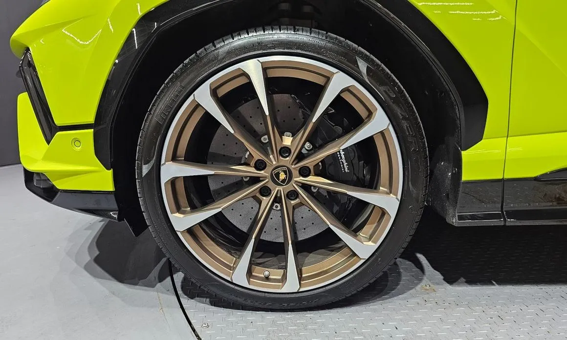 Lamborghini Urus 2023 из KR, фото 3