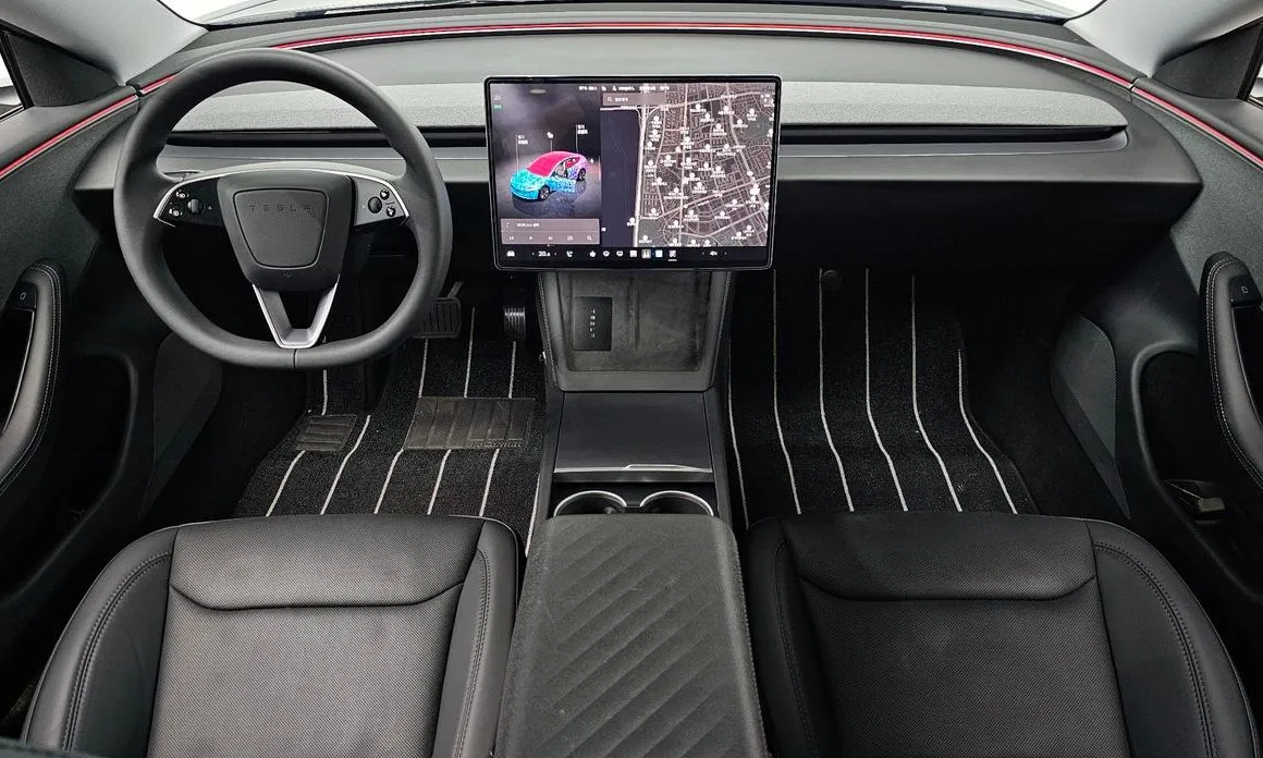 Tesla Model 3 — фото 6