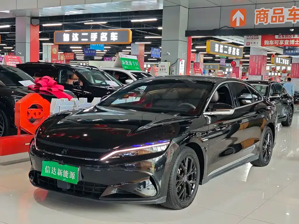 BYD Han — фото 1