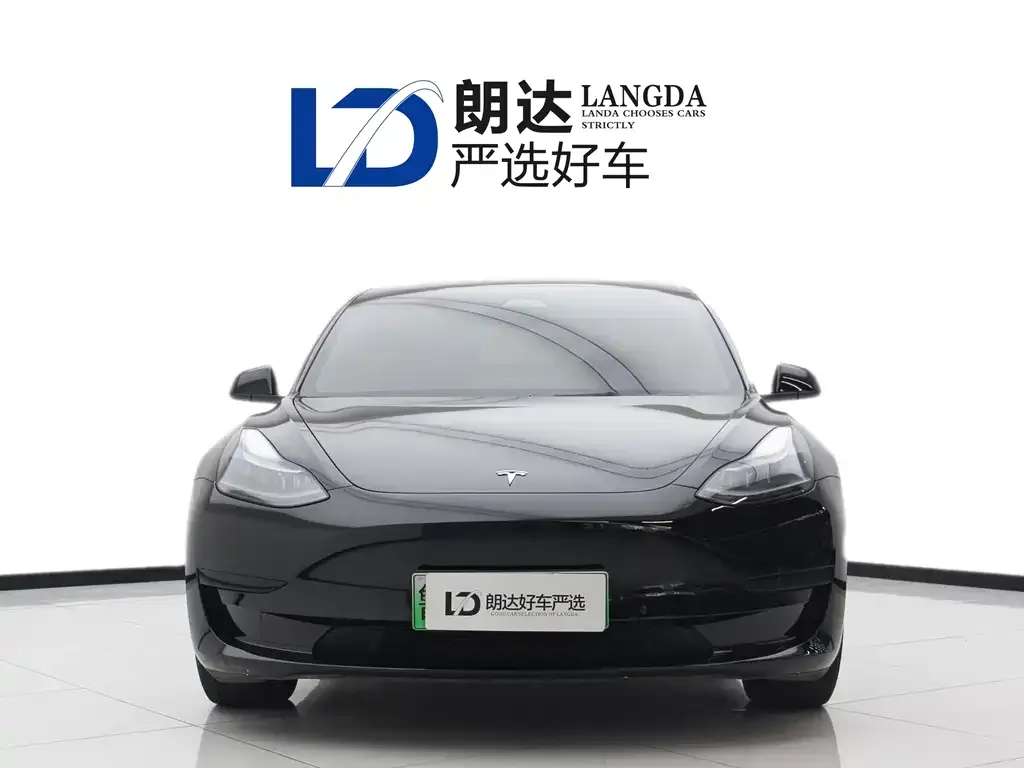 Tesla Model 3 — фото 10