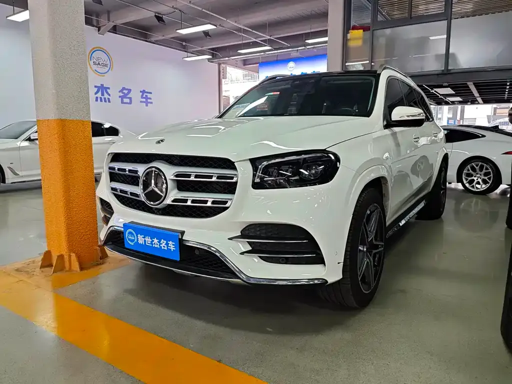 Mercedes-Benz GLS — фото 1