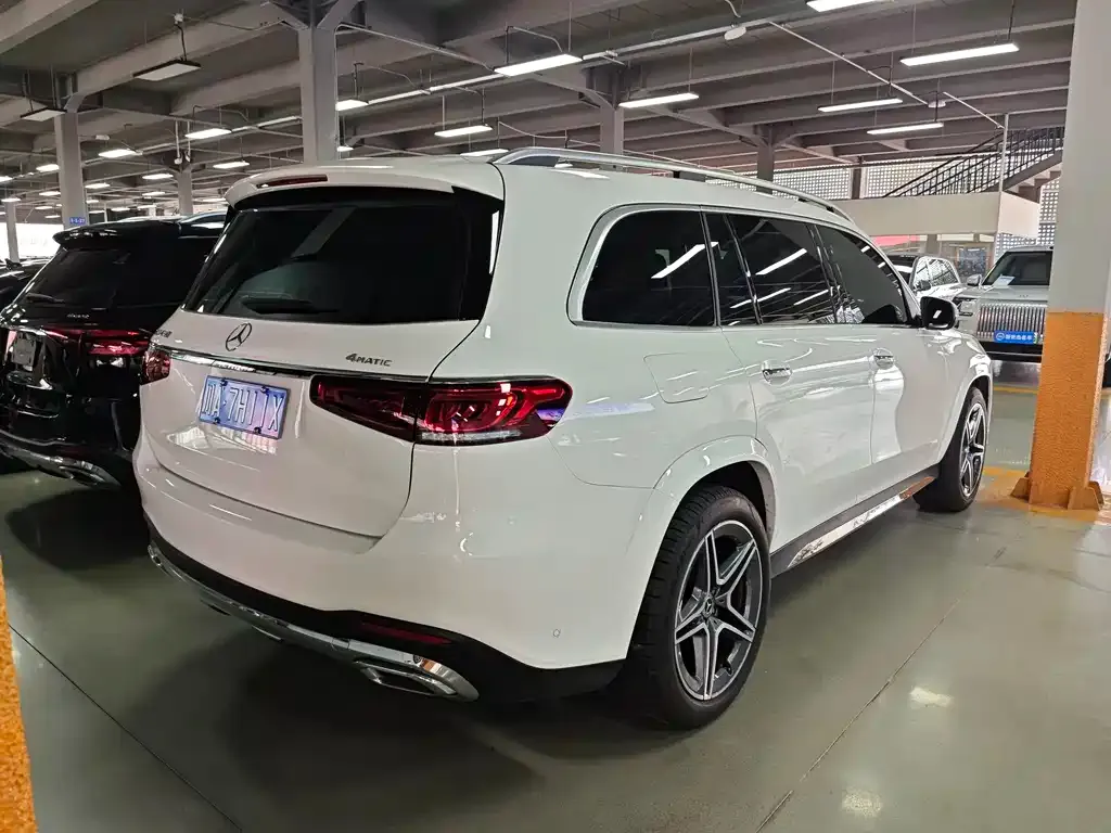 Mercedes-Benz GLS — фото 4
