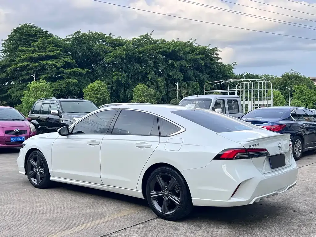 Honda Inspire 2024 из CN, фото 3