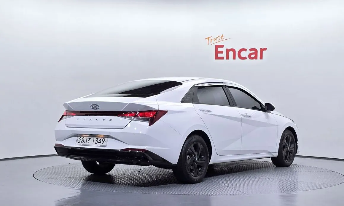Hyundai AVANTE — фото 2
