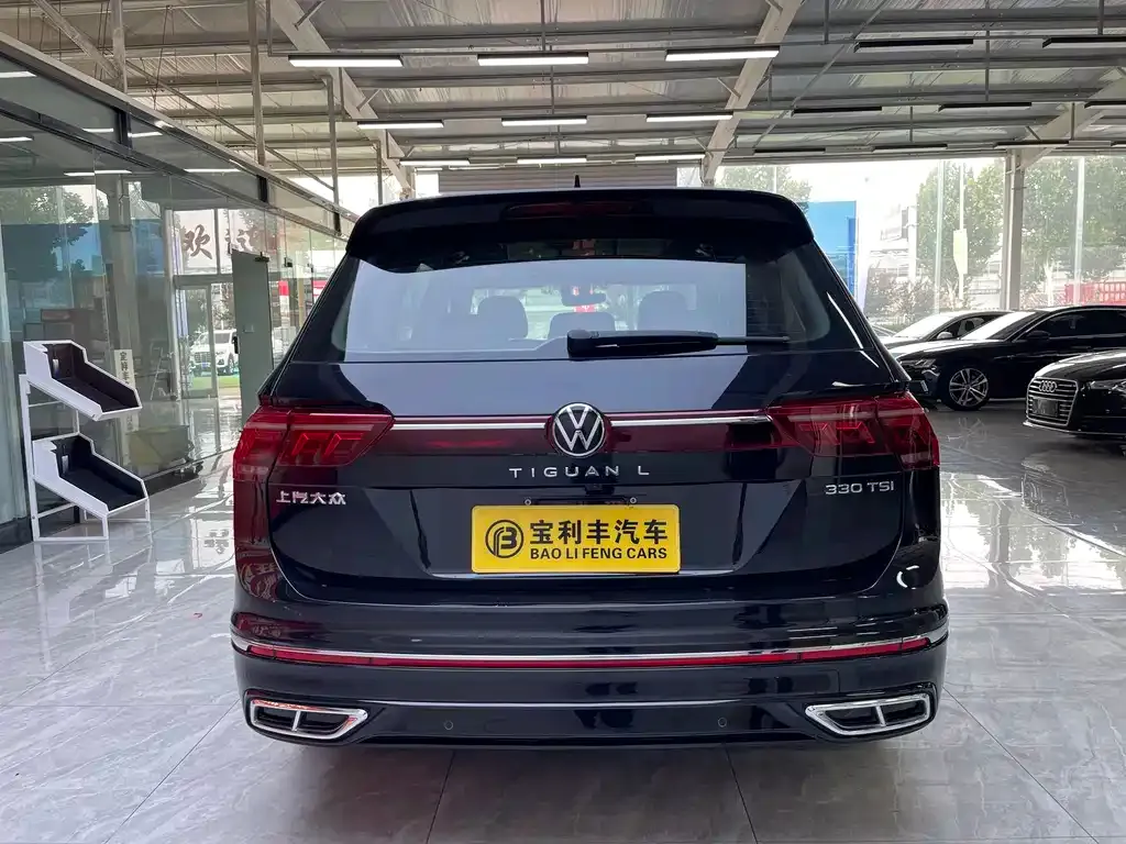 Volkswagen Tiguan L — фото 3