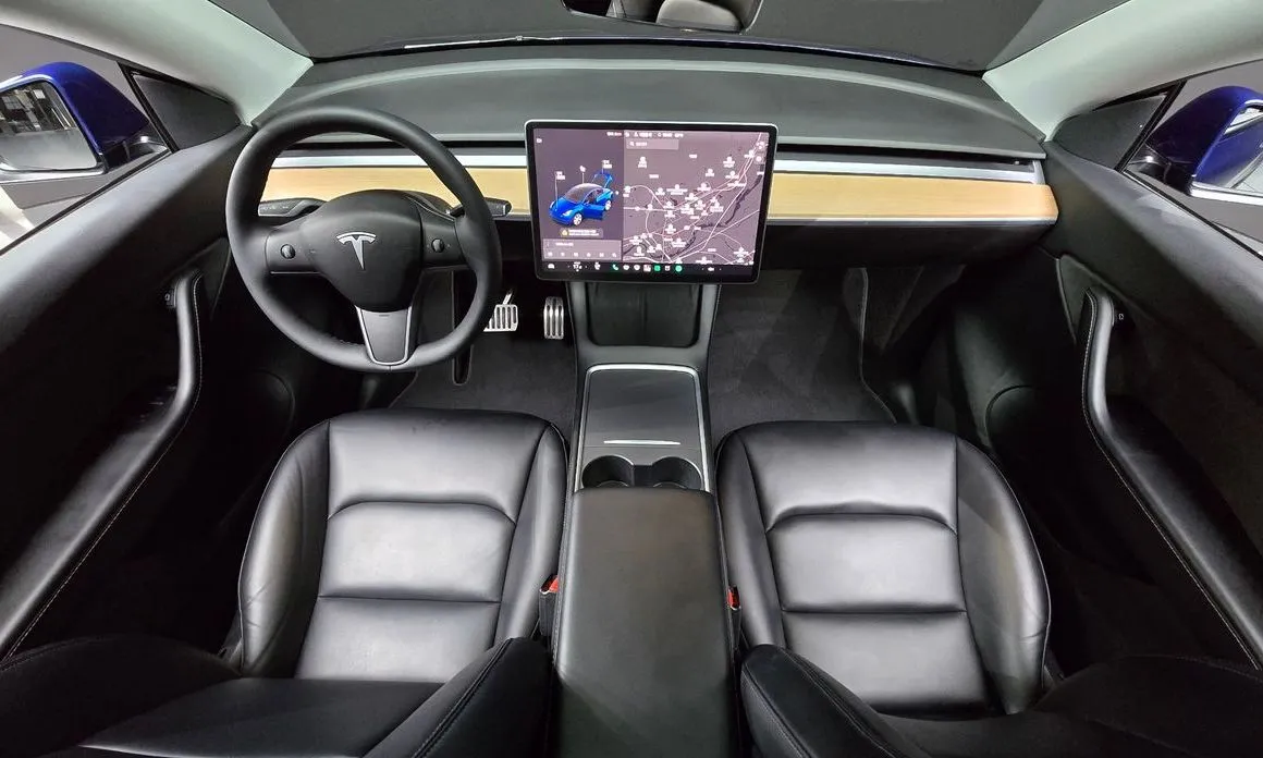 Tesla Model Y 2021 из KR, фото 7