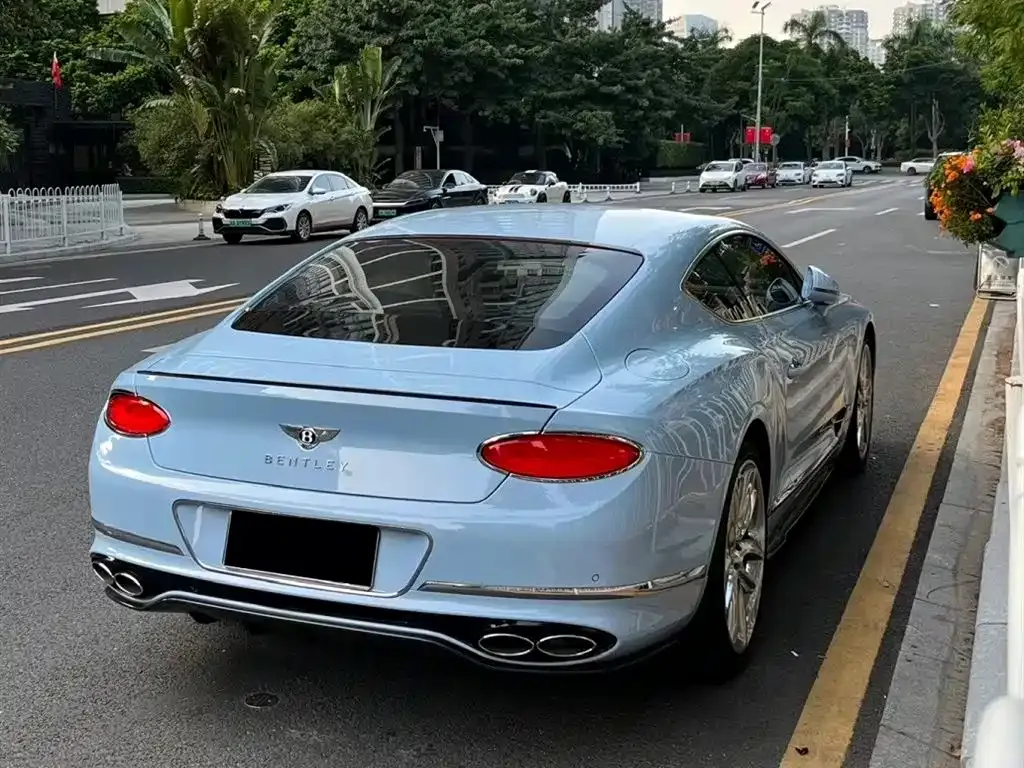 Bentley Continental — фото 5