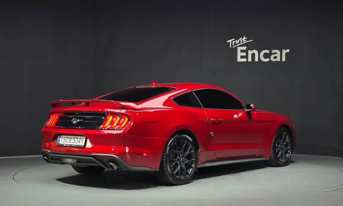 Ford Mustang 2023 из KR, фото 2