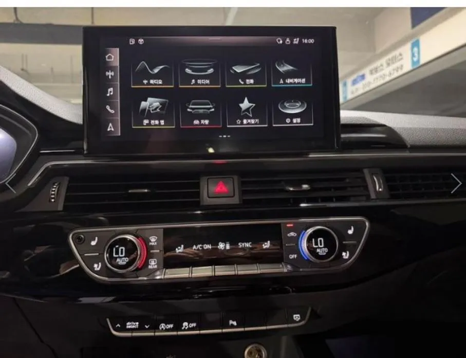 Audi A4 2021 из KR, фото 2