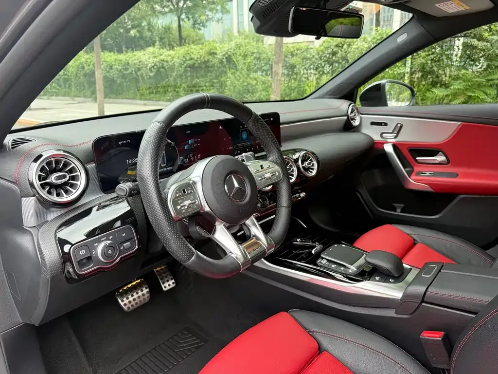 Mercedes-Benz A-Class AMG — фото 2