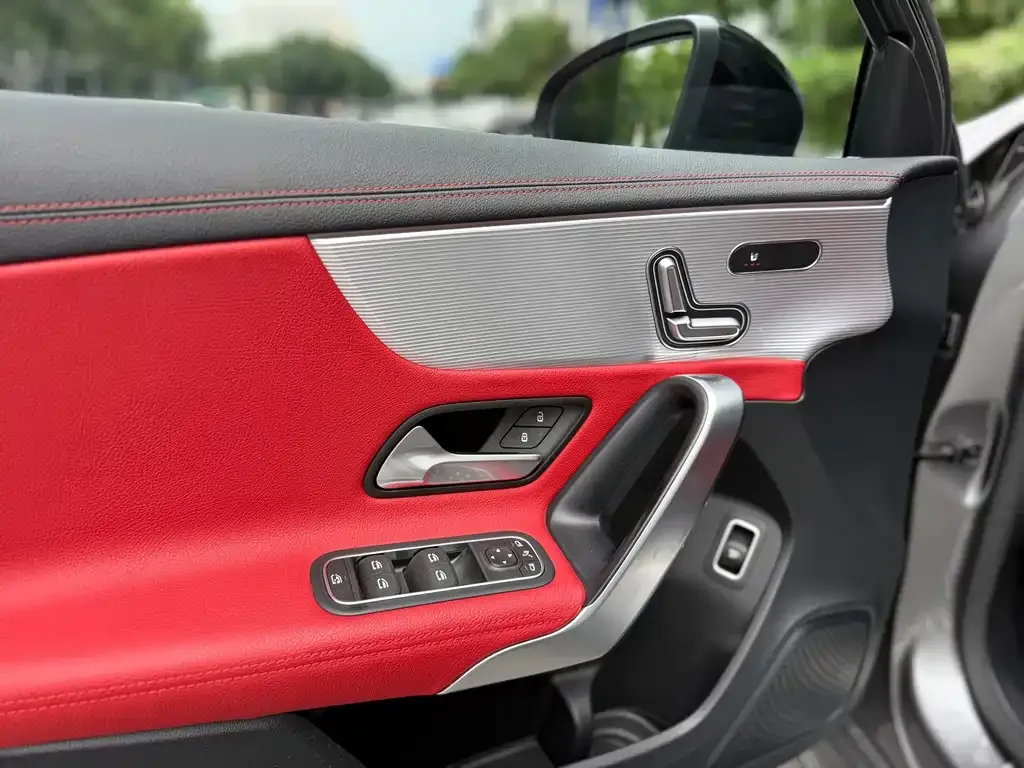 Mercedes-Benz A-Class AMG — фото 4