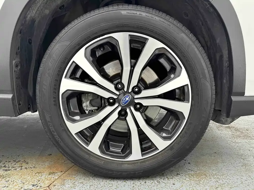 Subaru Forester — фото 10