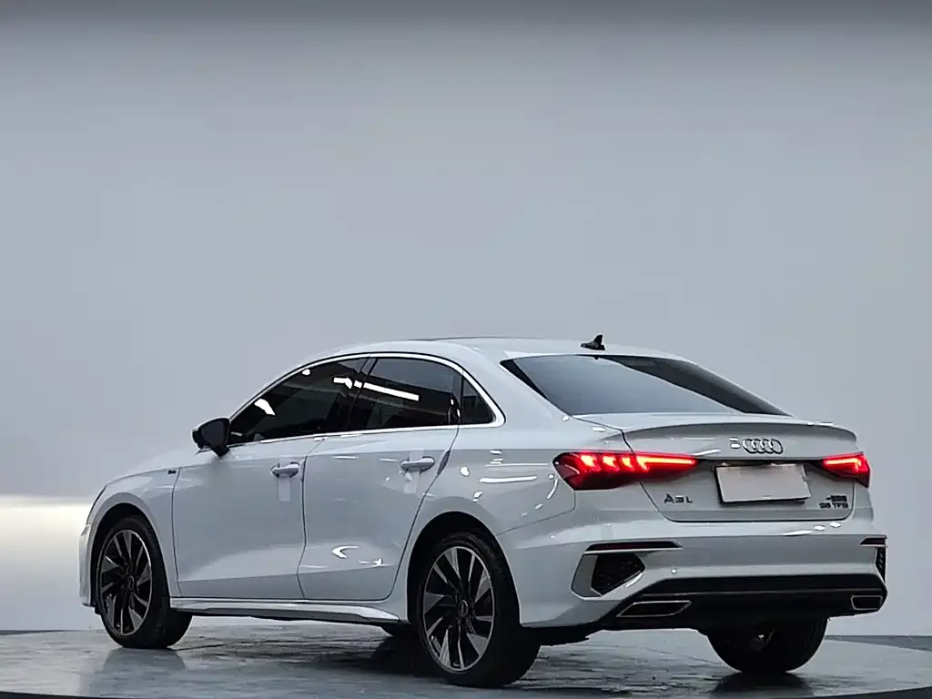 Audi A3 — фото 4