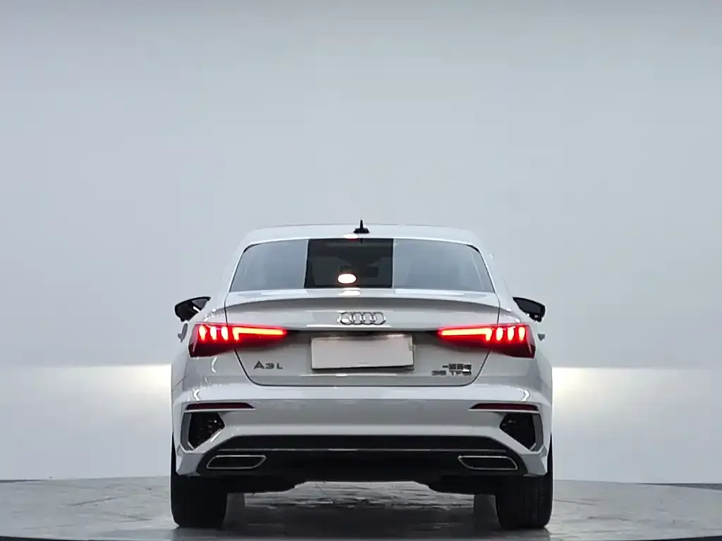 Audi A3 — фото 9