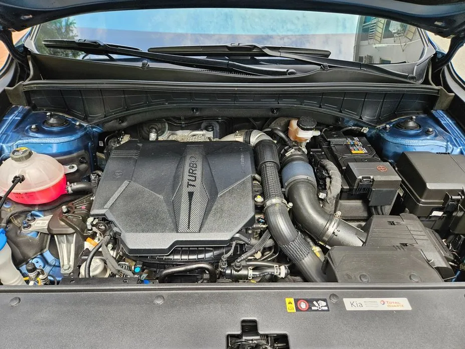 Kia Sorento — фото 8
