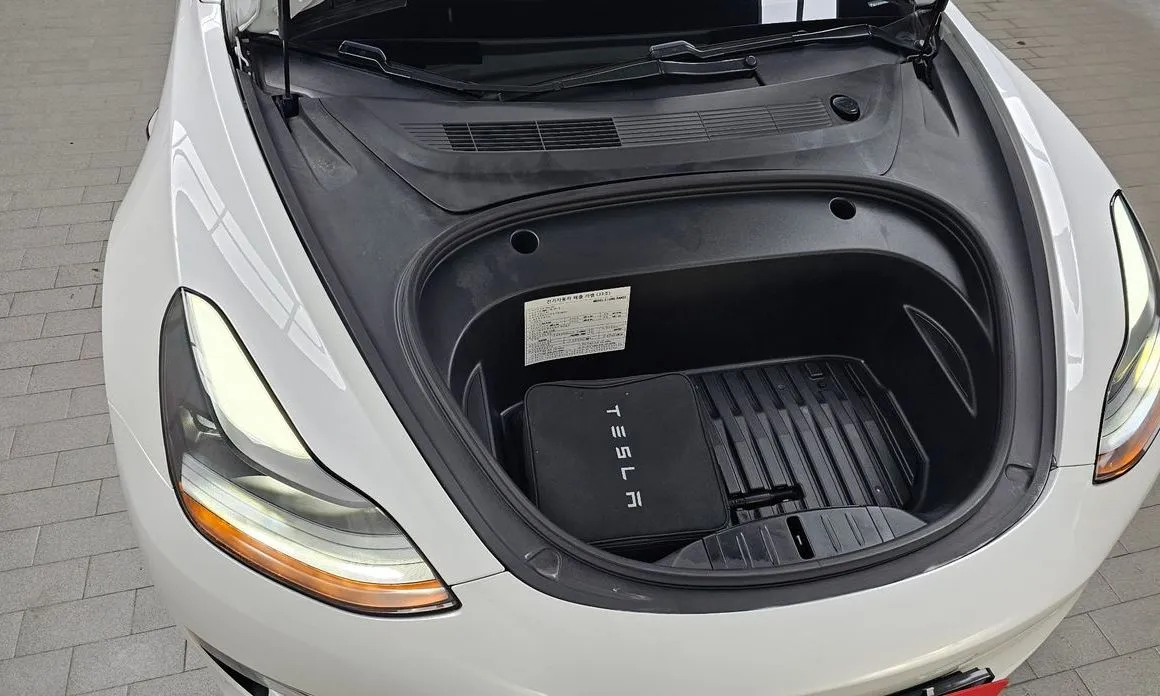 Tesla Model 3 — фото 4