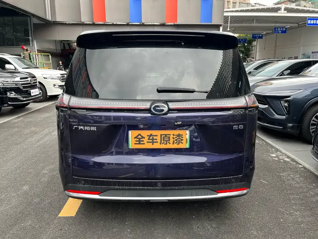 GAC Motor 传祺E8 PHEV — фото 6