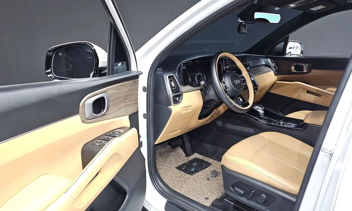 Kia Sorento — фото 9