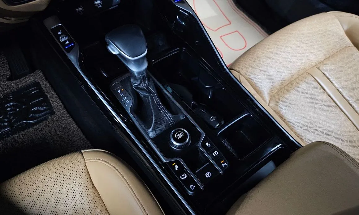Kia Sorento — фото 6