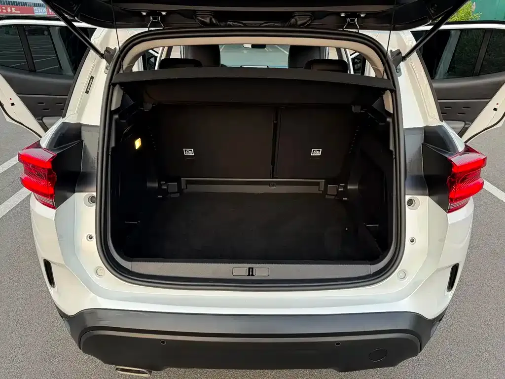 Citroen C5 AIRCROSS 2026 из CN, фото 6