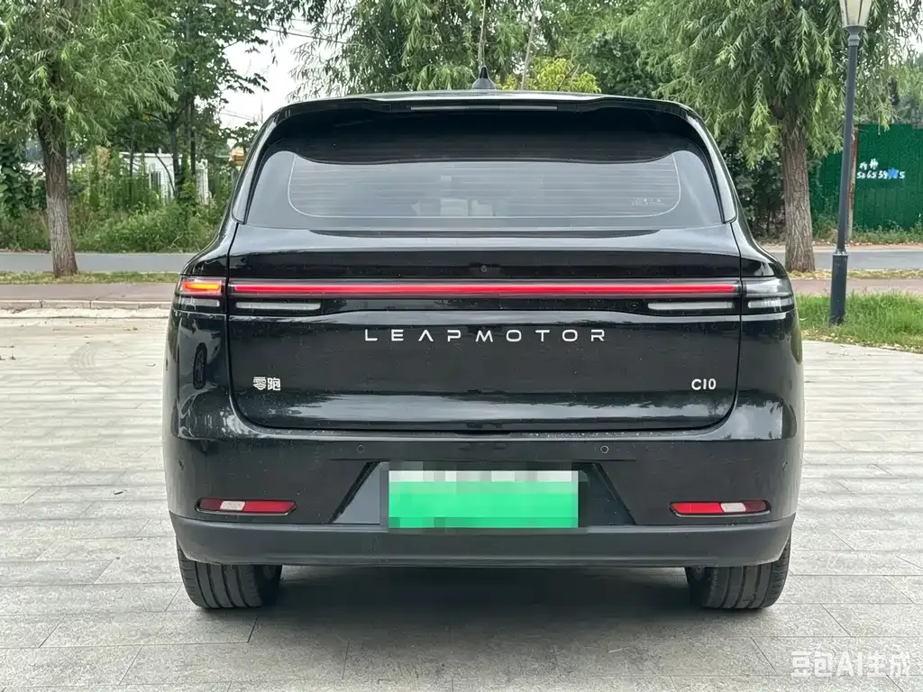 Leapmotor C10 — фото 2