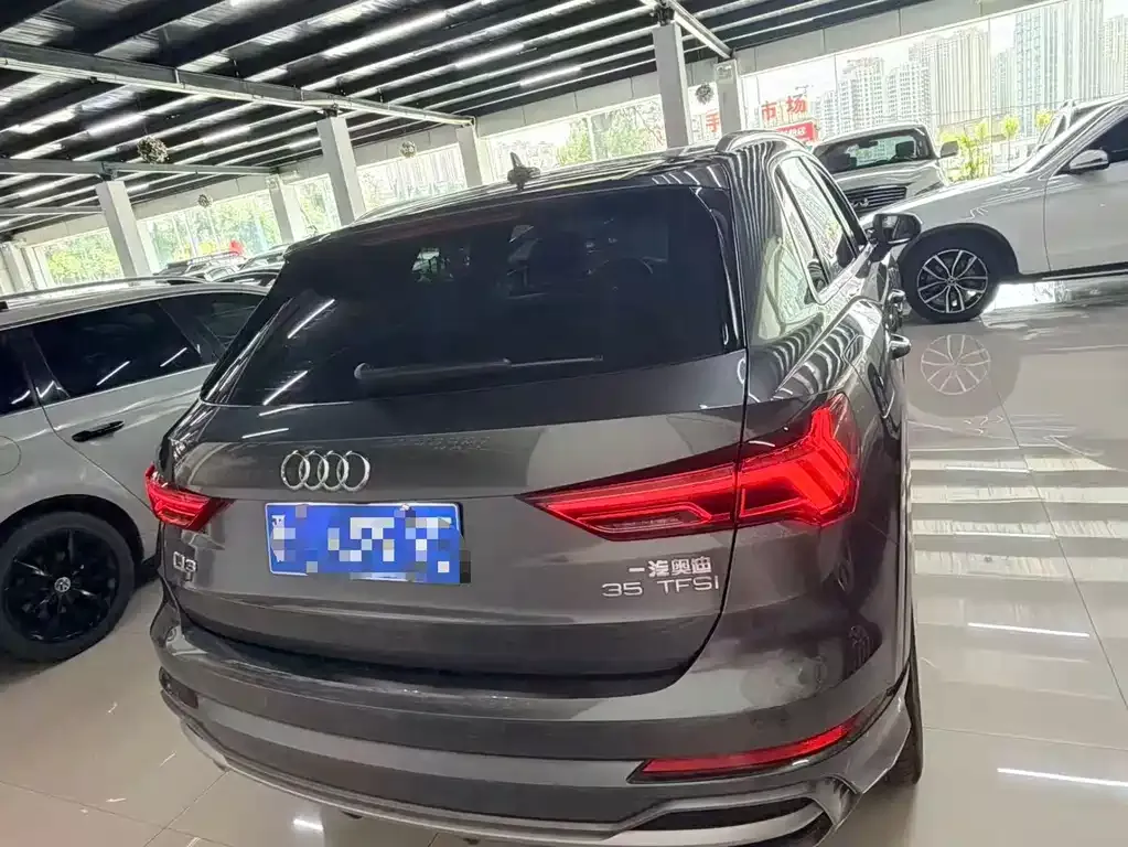 Audi Q3 — фото 4