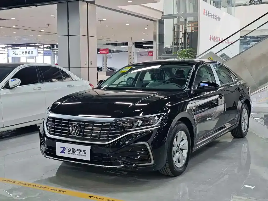 Volkswagen 帕萨特插电混动 — фото 1