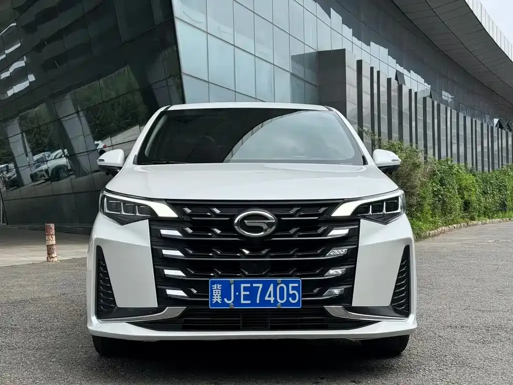 GAC Motor Trumpchi M6 — фото 4