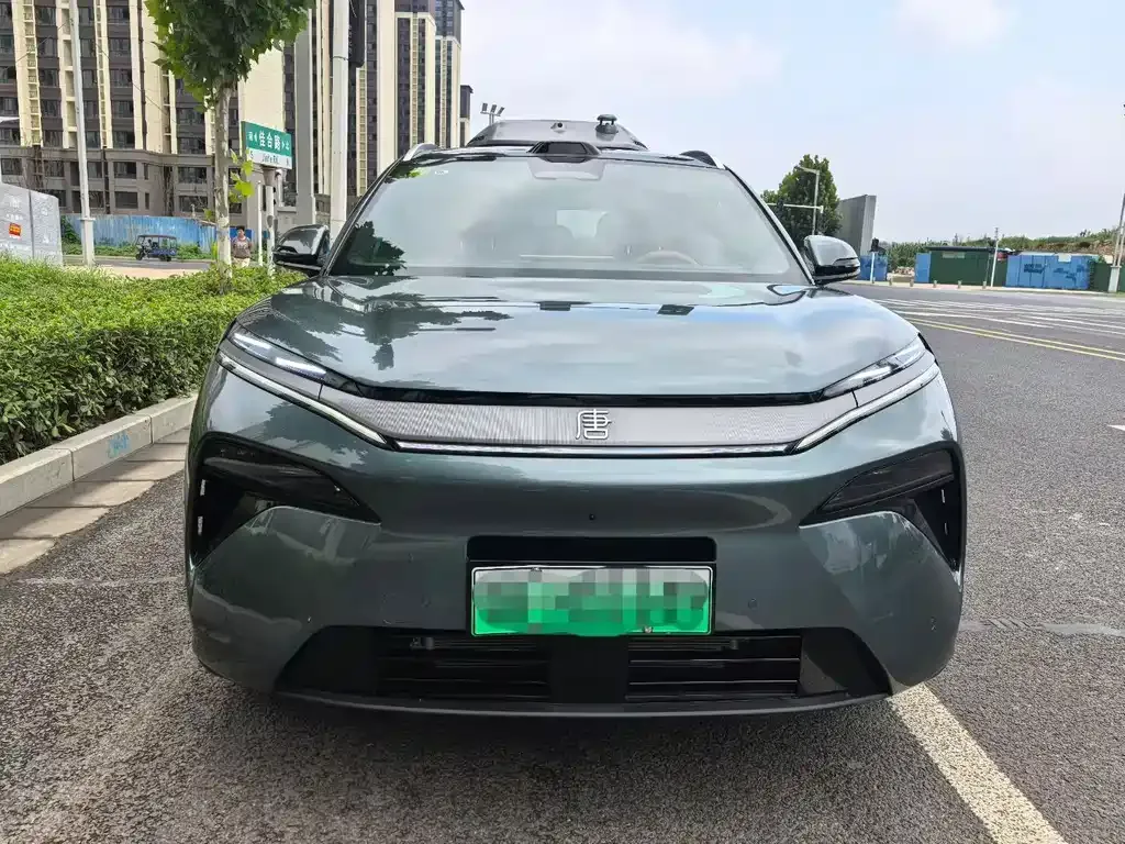 BYD Tang L — фото 1