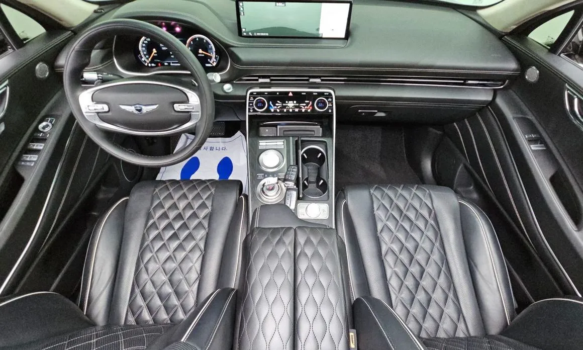 Genesis GV80 — фото 10