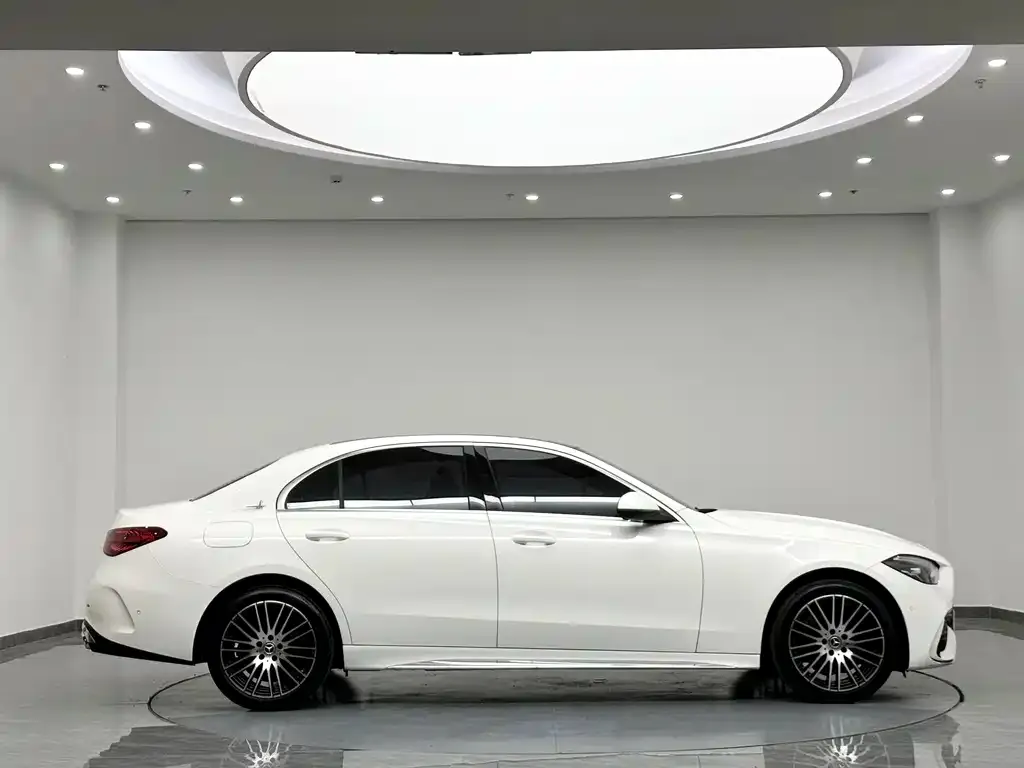 Mercedes-Benz C-Class — фото 4