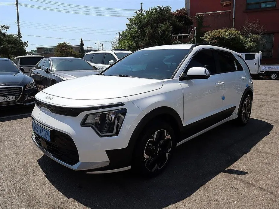 Kia Niro — фото 10