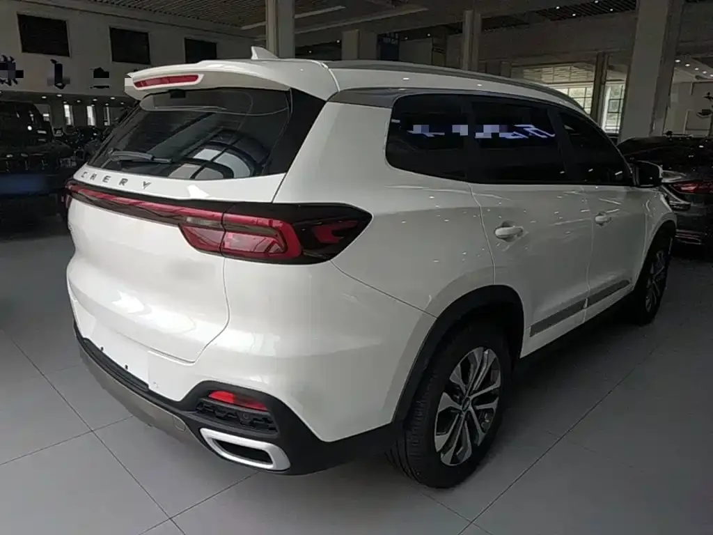Chery Tiggo 8 — фото 6