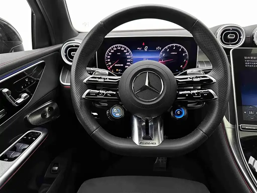 Mercedes-Benz GLC Coupe AMG — фото 8